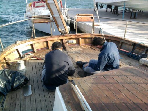 Falegname ebanista per l’allestimento e il restauro delle imbarcazioni da diporto
